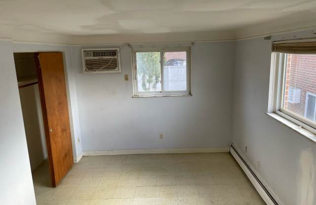 9334-9342 Reading Rd photos photos