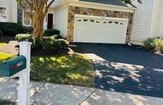 19871 NAPLES LAKES Terrace Gallery 1
