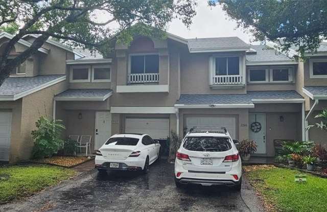 2262 Discovery Cir - 2262 Discovery Circle West, Deerfield Beach, FL 33442