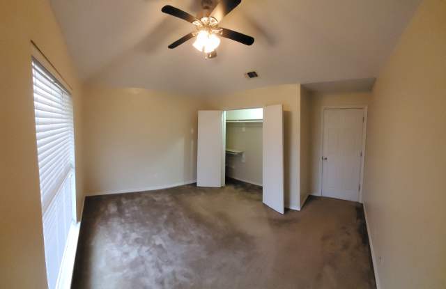 507 Denison Cir Gallery 4