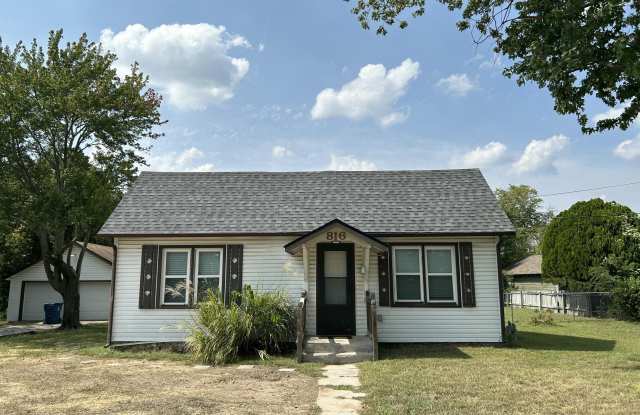 816 S Florida Avenue - 816 South Florida Avenue, Joplin, MO 64801