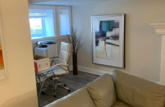 2158 California St NW Unit A Gallery 3