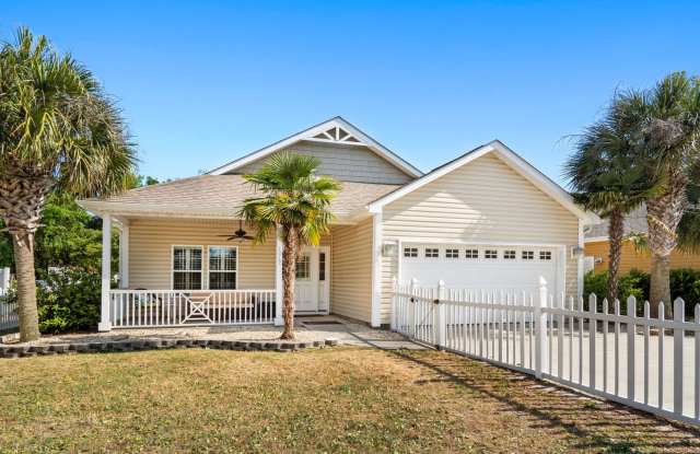 Coastal Living at its Best: Charming 3-Bedroom Near the Beach photos photos