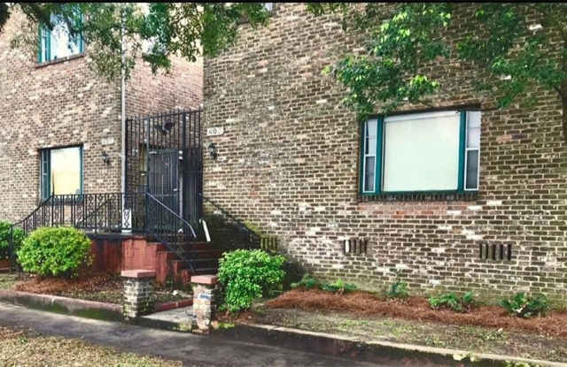 401 St Francis unit: 2 photos photos