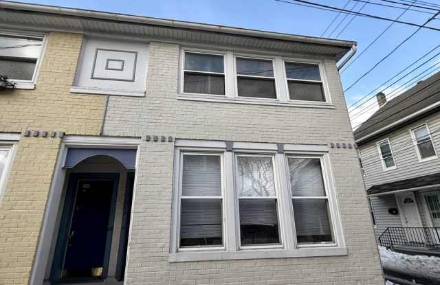 2 Bedroom Townhouse in Downtown Bethlehem photos photos