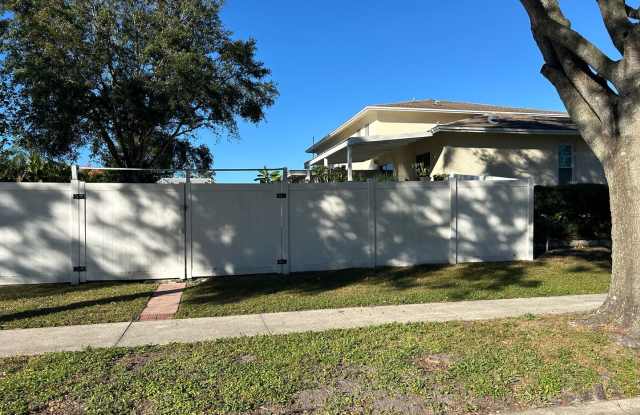 Furnished 1-Bedroom Apartment with Utilities Included – Prime Dunedin Location! photos photos