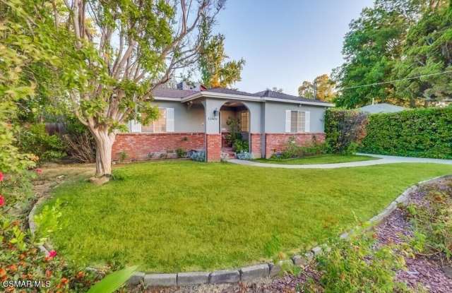 13906 Sylvan Street photos photos