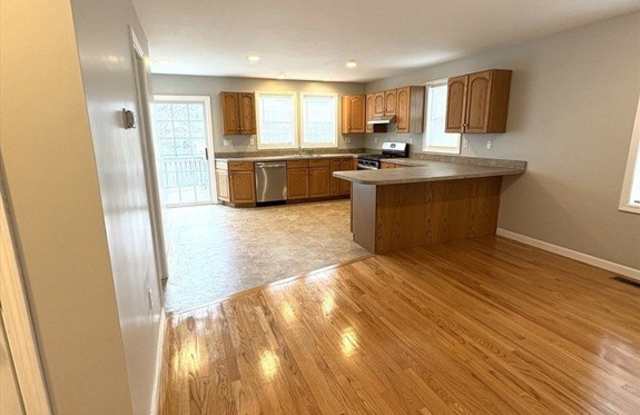 46 Lake Street unit: 46 photos photos