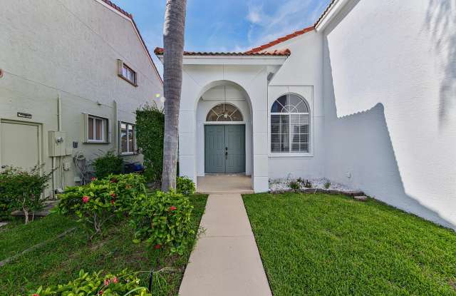 4583 NW 7th Place Gallery 3