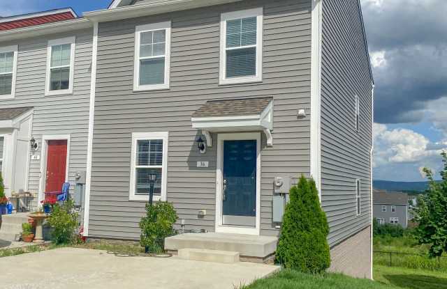 36 Orchard Green Drive, Charles Town WV 25414 photos photos