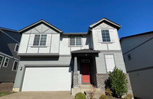 Spacious 3 Bed 2.5 Ba House in Happy Valley ~ Washer  Dryer, Quartz Countertops, and 2 Car Garage!!!! - 16949 Southeast Lauren Terrace, Happy Valley, OR 97086