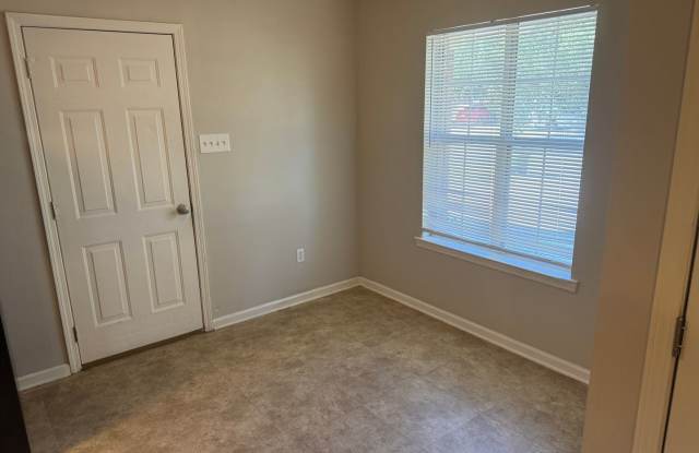1430 Arapaho Gallery 4