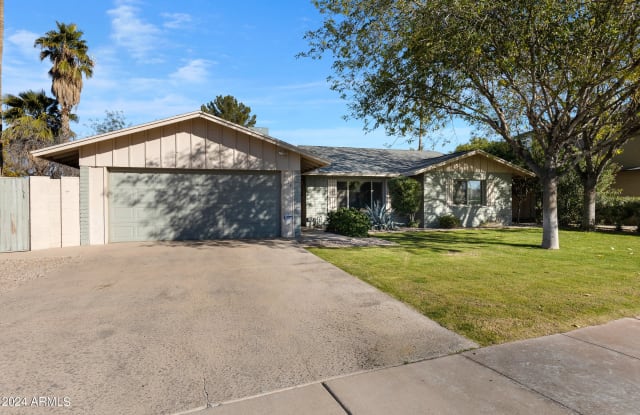 1718 E MANHATTON Drive - 1718 East Manhatton Drive, Tempe, AZ 85282