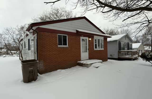 596 Bloomfield Ave photos photos