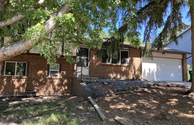 5480 Descanso Circle West photos photos