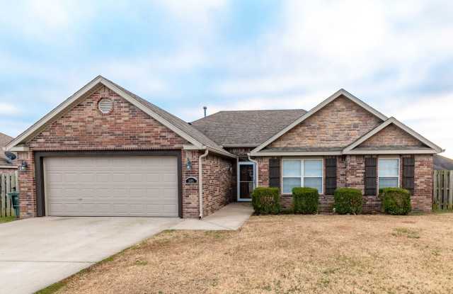 4 Bedroom Brick home in Central Fayetteville! photos photos