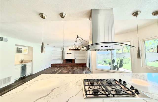 6754 Leafwood Drive Gallery 4