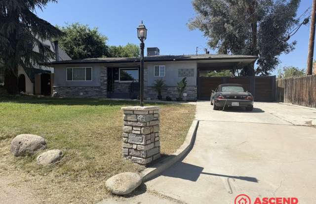 Cozy Home near Bakersfield College! photos photos