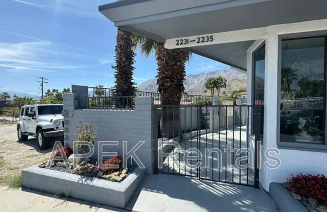 2231 N Palm Canyon photos photos