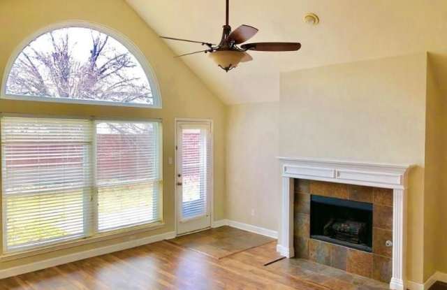 5420 Crystal Court Gallery 4