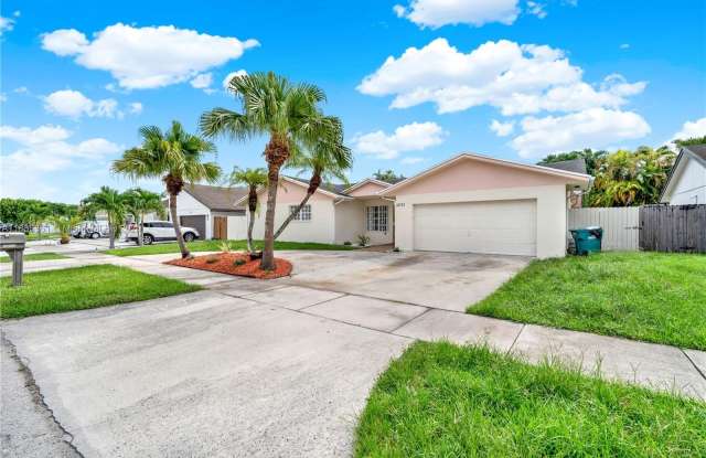 10731 SW 139th Ave photos photos