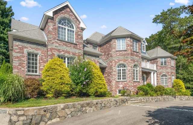 Entire house!!!! Luxury!!! Available September Gallery 4