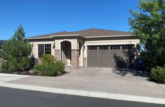 Custom home looking over Rivers Edge golf course photos photos