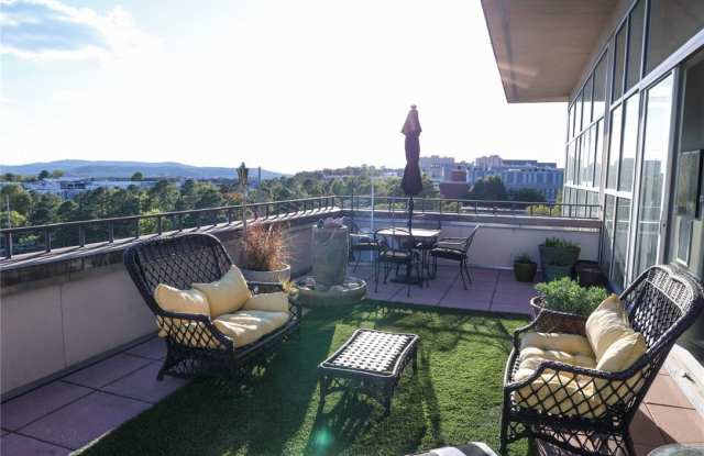 609 W Dickson Street photos photos