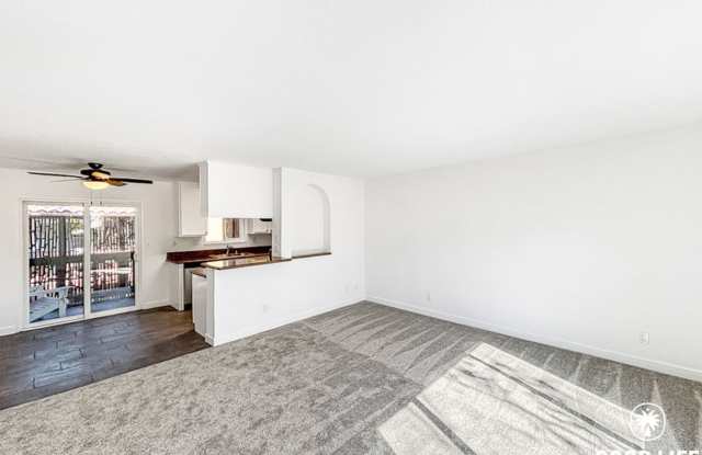 Stunning 2BD/2BA Condo in El Cajon W/ A/C, Private Balcony, Updated Kitchen, Coin-Op Laundry,  Community Pool/Spa ! photos photos