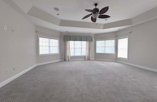 5213 CARSON COURT Gallery 3