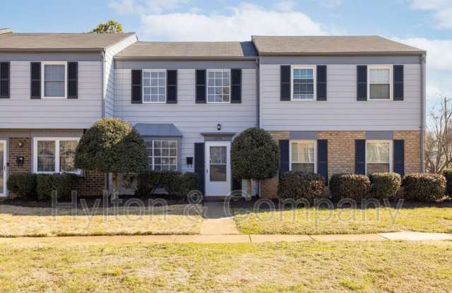 3240 Hunters Mill Ct photos photos