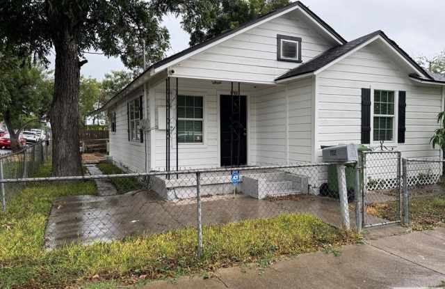 1702 E HARRISON ST. photos photos