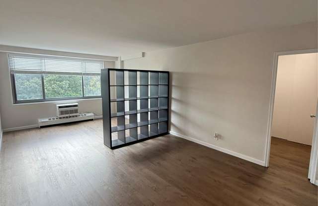 220-55 46th Avenue unit: 8R photos photos