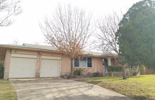 4924 Terrace Trl - 4924 Terrace Trail, Fort Worth, TX 76114