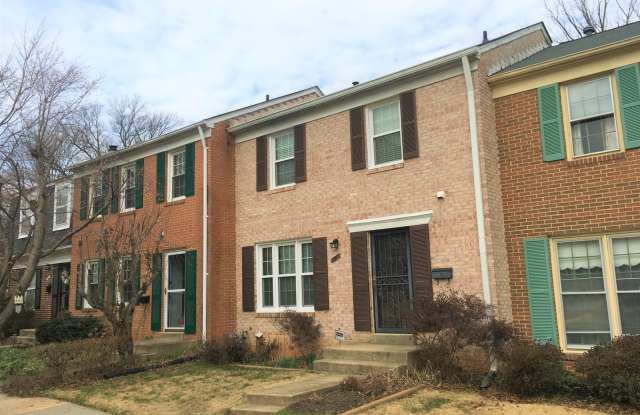 Amazing 3 Bedroom Townhome in Rockville! - 8 Kirkfield Court, Rockville, MD 20850