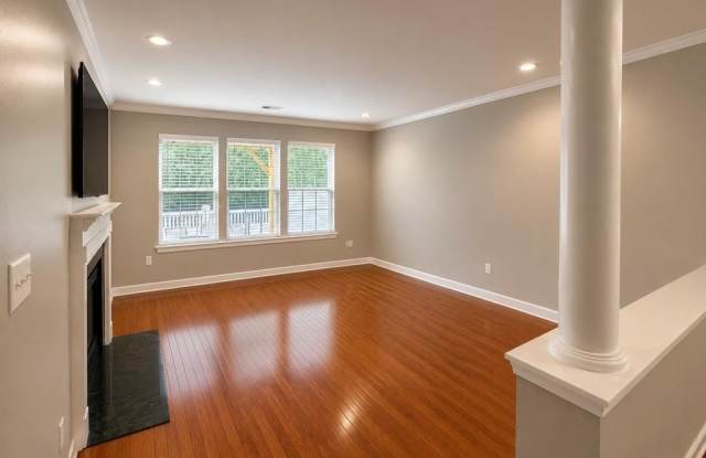 141 COBURN ROAD Gallery 4