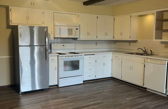 White Oaks photos photos