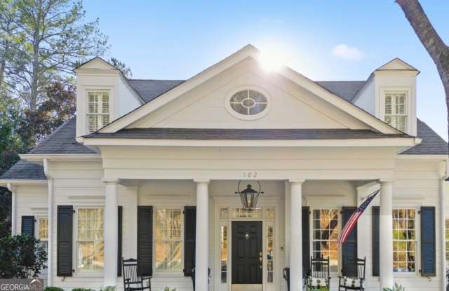 102 N Cove Drive Gallery 2