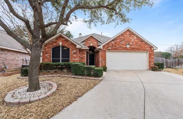 4800 Davy Crockett Trail - 4800 Davy Crockett Trail, Fort Worth, TX 76137