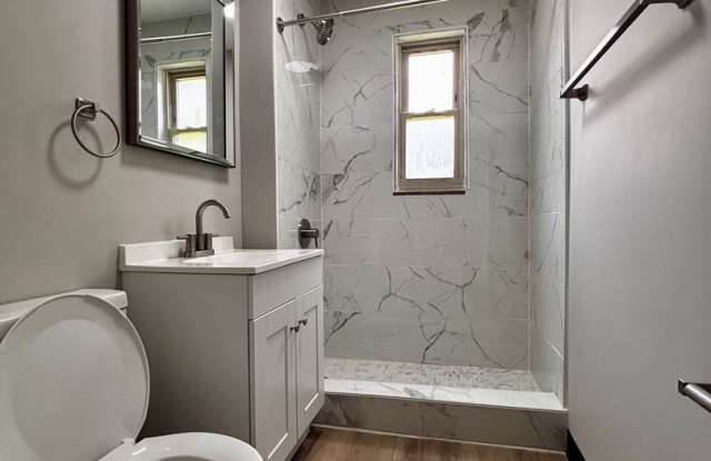 Cozy 1 bedroom in Fairborn! Newly renovated photos photos