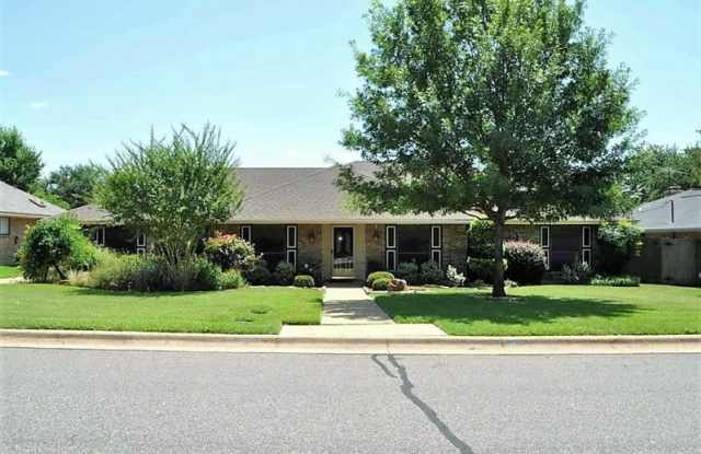 3417 Viscount Dr - 3417 Viscount Drive, Arlington, TX 76016