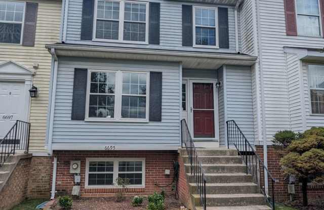 Beautifully maintained townhouse in established Frederick neighborhood available now! photos photos