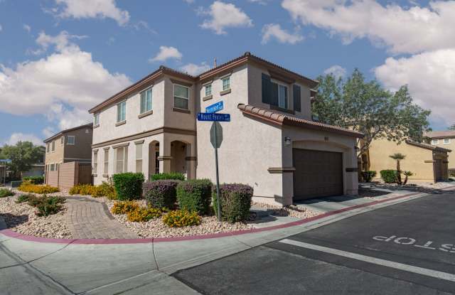 Recently renovated 4br home in neighborhood with pool and playground photos photos