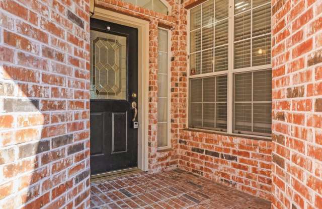 9233 Dark Forest Drive Gallery 3