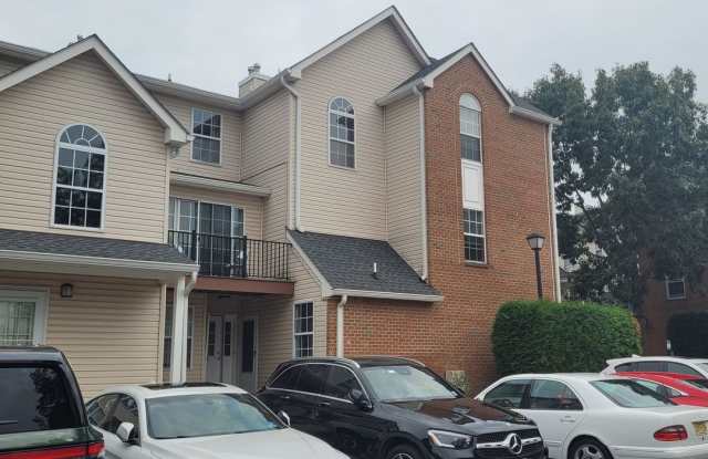 Spacious, freshly painted with lots of amenities describes this centrally located, tri-level townhouse! photos photos