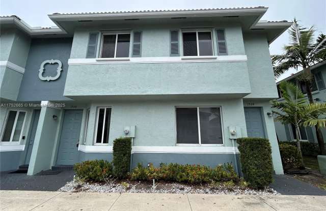 1924 Alamanda Way photos photos