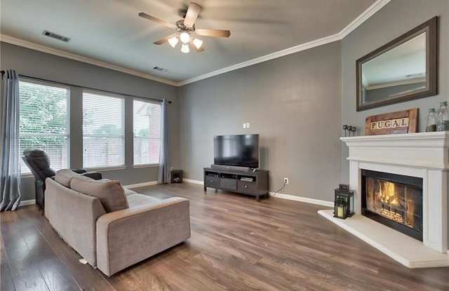 412 Willowlake Drive Gallery 4