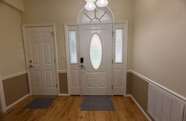 70 Golden Oaks Drive Gallery 2