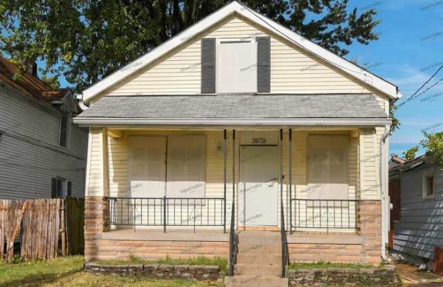 3979 Schiller Place Gallery 2