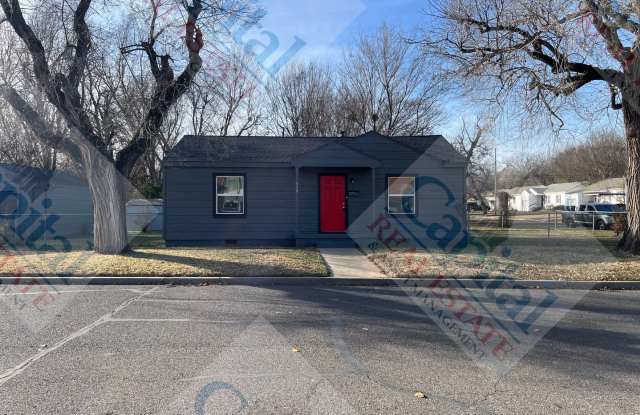 Cozy 2 Bedroom - 608 West Rickenbacker Drive, Midwest City, OK 73110